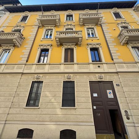 Ferienwohnung Perugino 20 Mailand Exterior foto