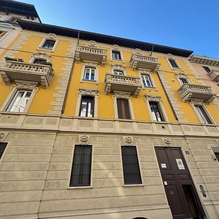 Ferienwohnung Perugino 20 Mailand Exterior foto